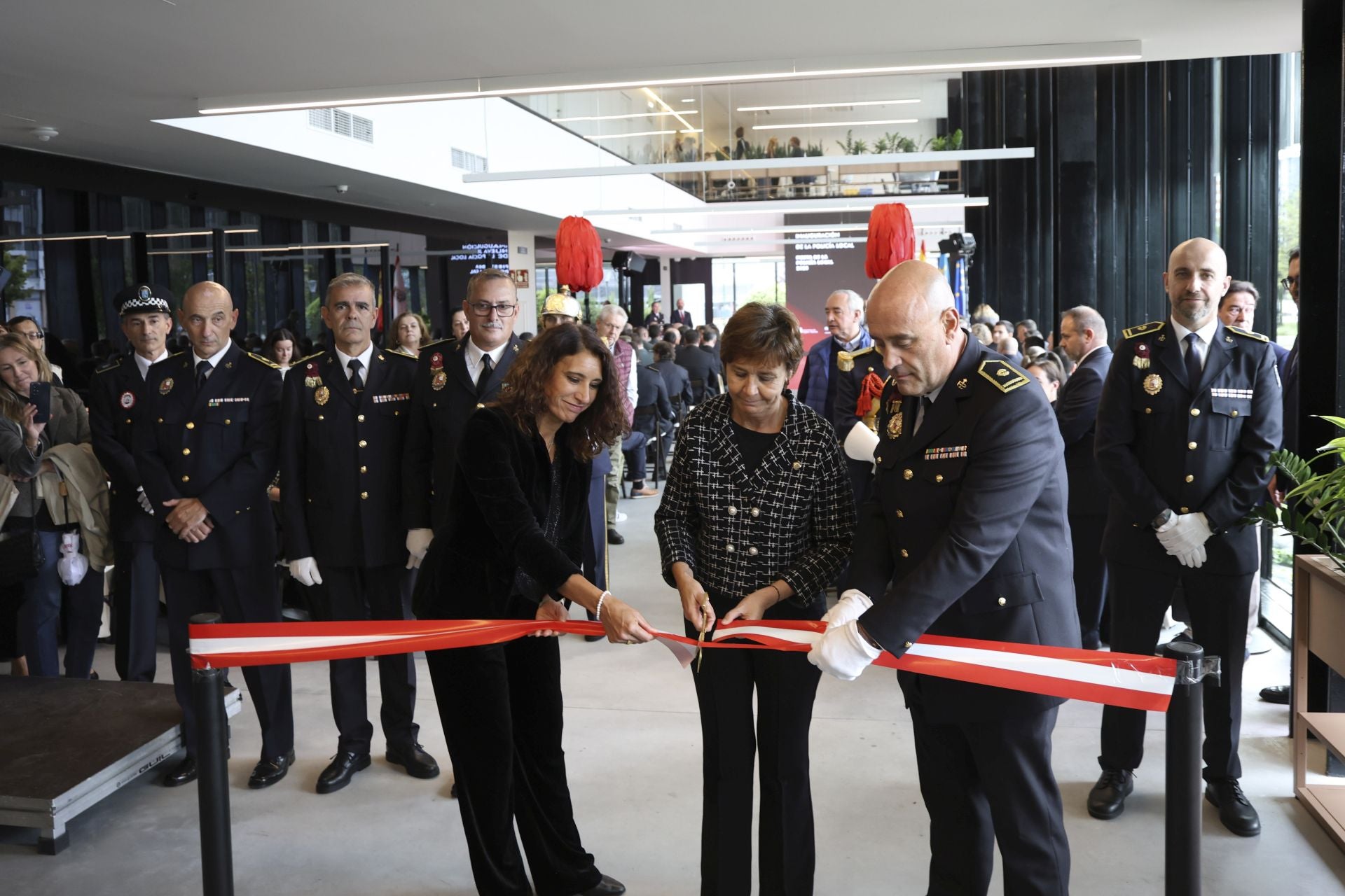 La Policía Local de Gijón estrena comisaría