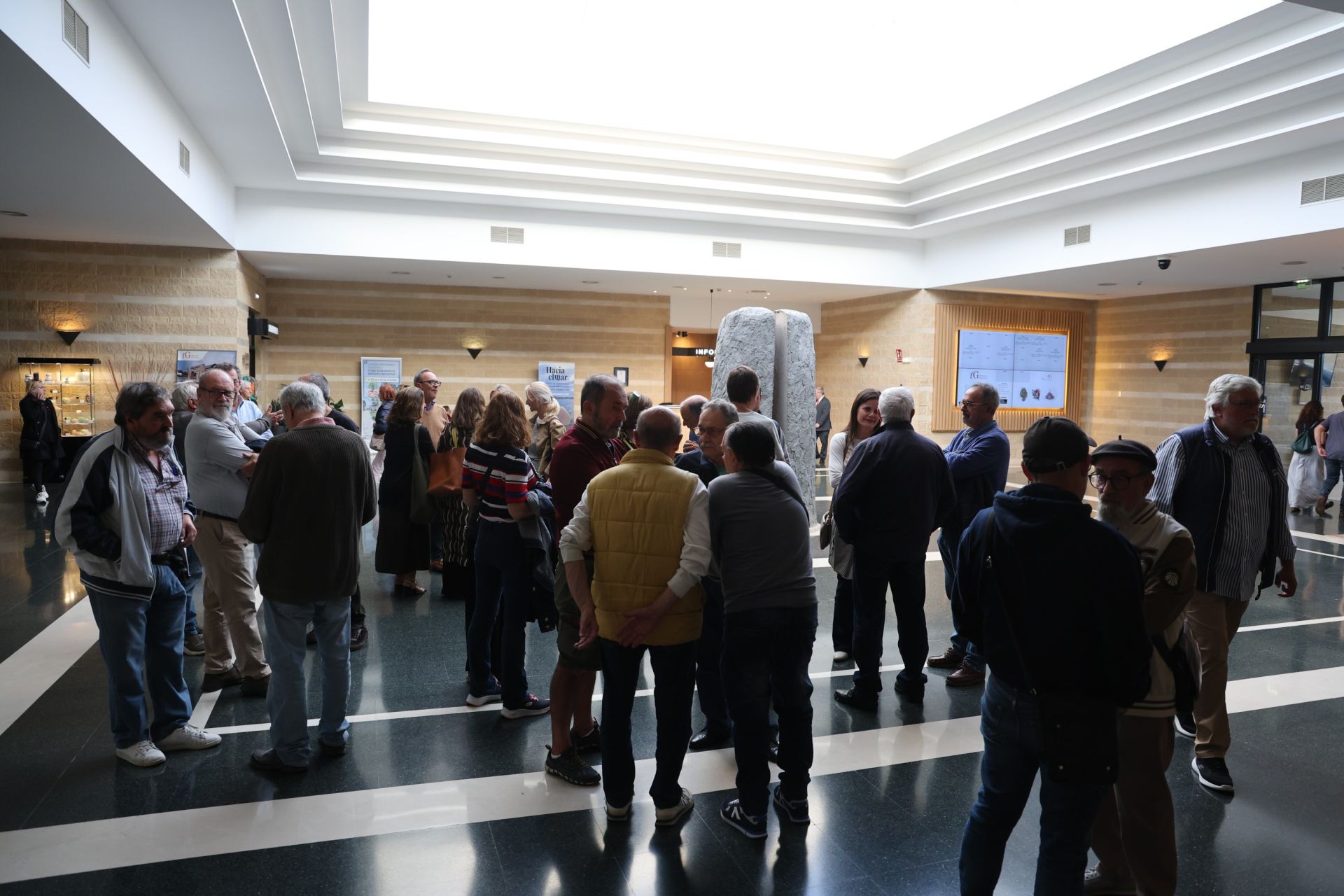 Sentido adiós a Purificación Citoula, una de las pioneras del fotoperiodismo en Asturias