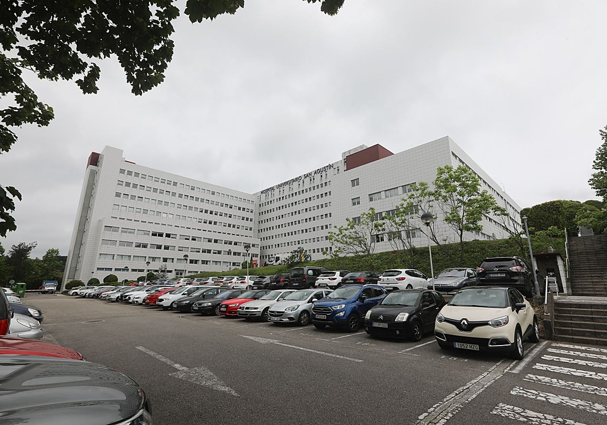 Fachada exterior del Hospital Universitario San Agustín de Avilés.