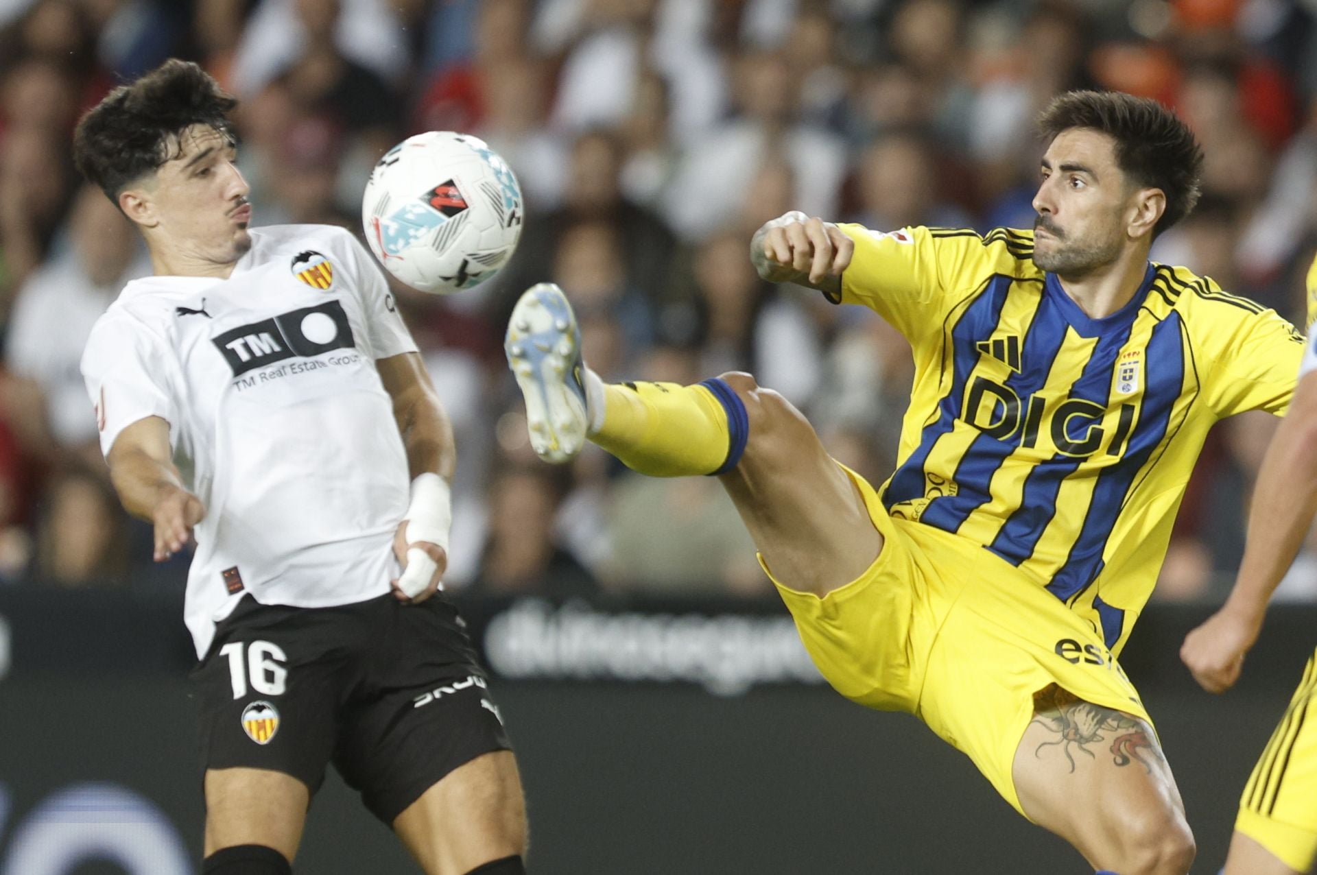 Las mejores jugadas de la remontada del Real Oviedo en Valencia