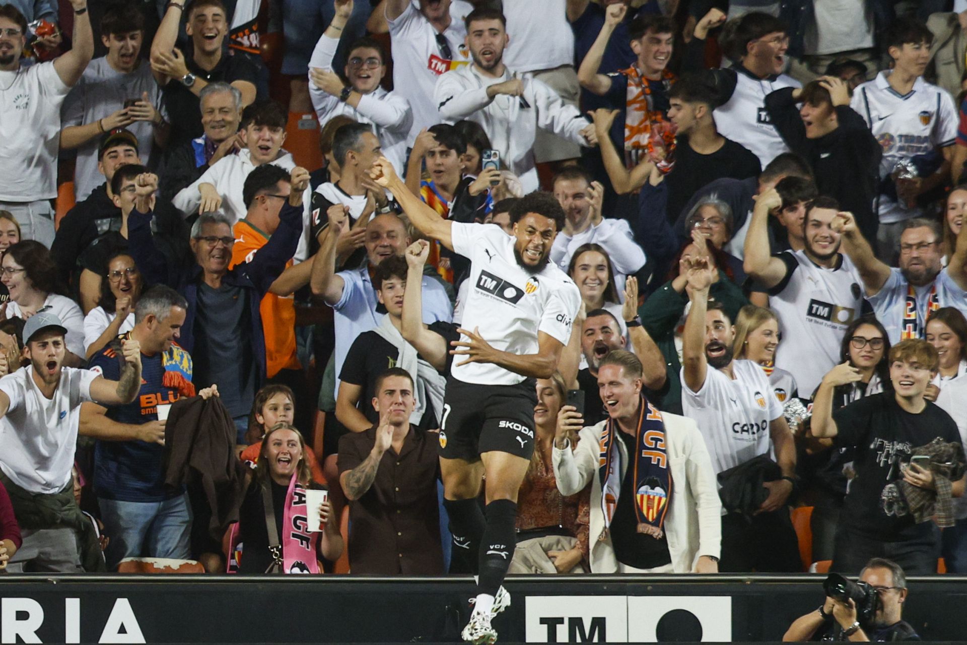 Las mejores jugadas de la remontada del Real Oviedo en Valencia
