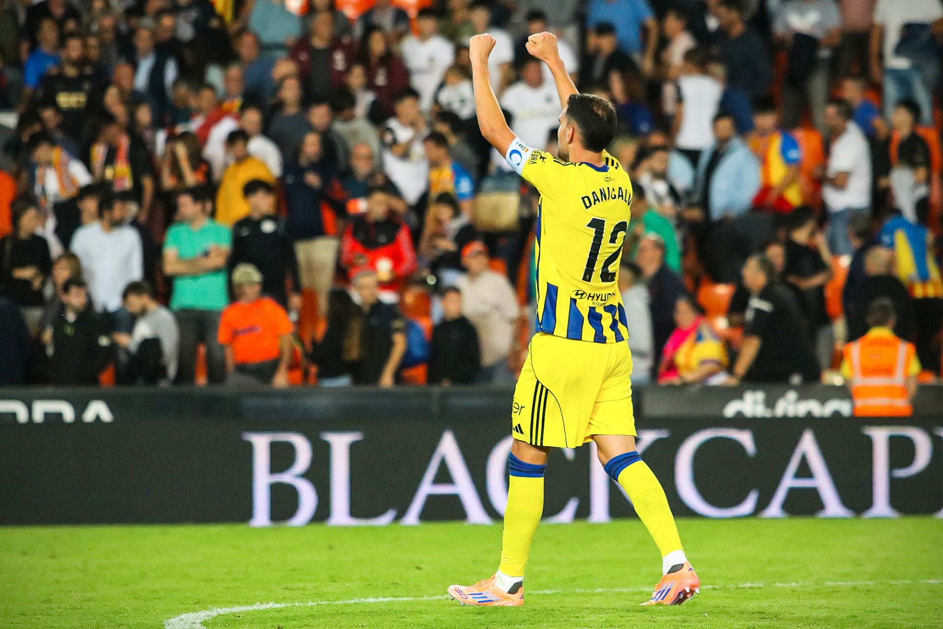 Las mejores jugadas de la remontada del Real Oviedo en Valencia