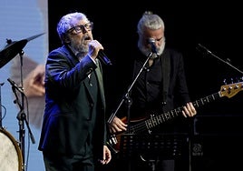 Iván Ferreiro durante un concierto en homenaje a Serrat dentro de los Premios Princesa de Asturias 2024.
