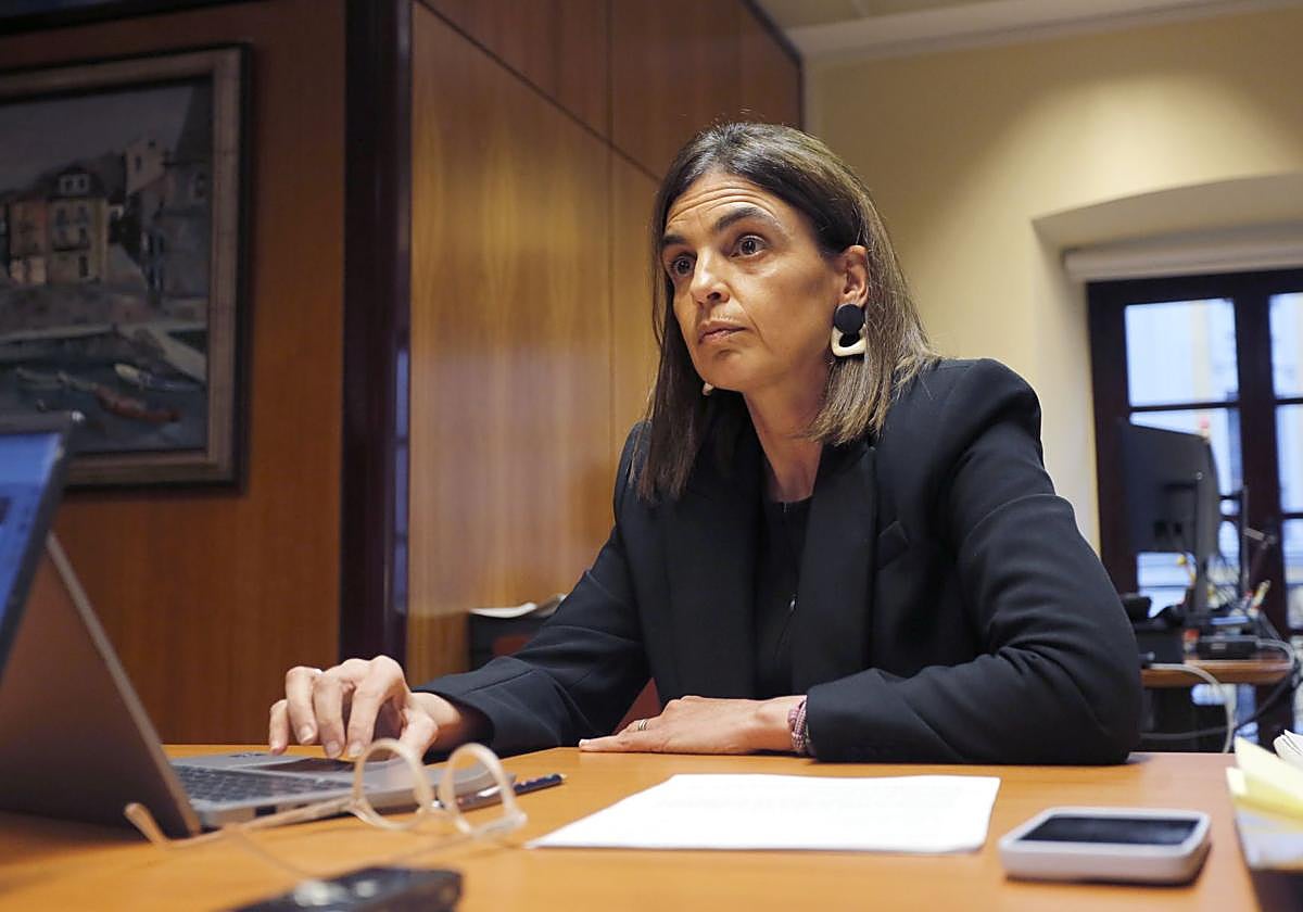 María Mitres, concejala de Hacienda, en su despacho.