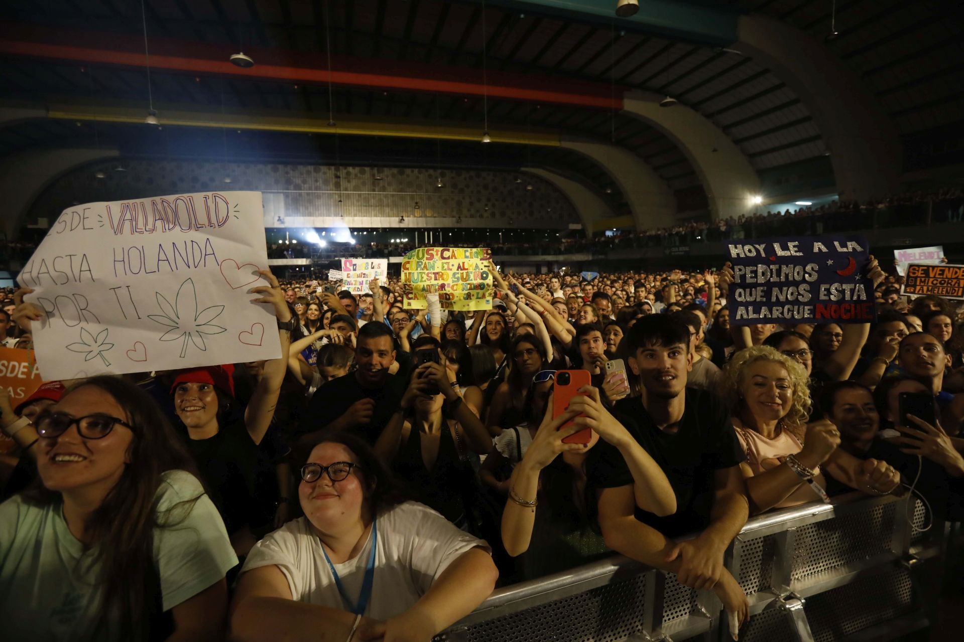 Melendi arrasa en su regreso a Avilés veinte años después
