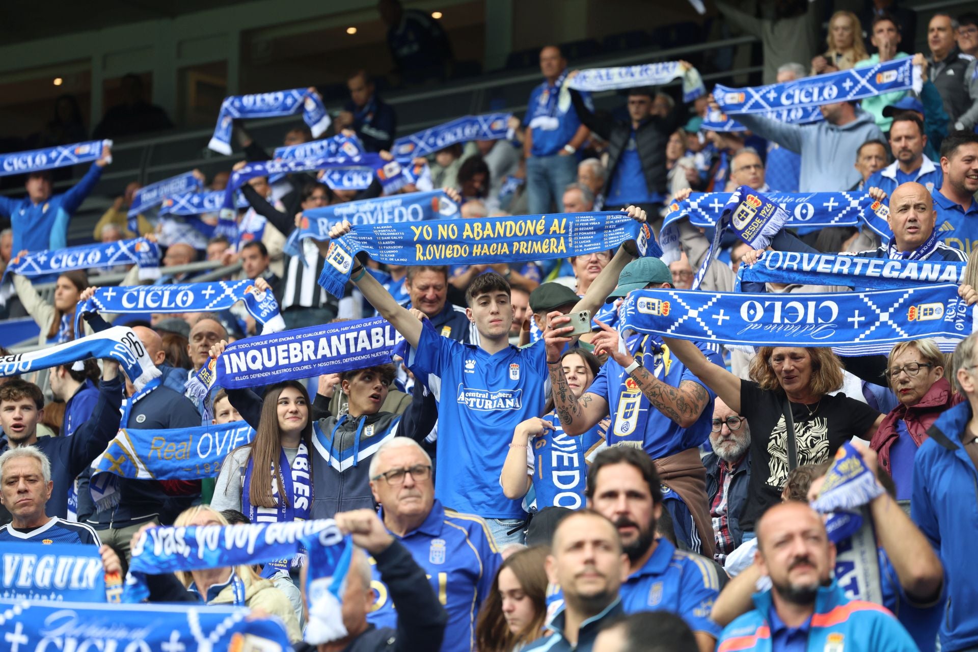 ¿Estuviste en el Real Oviedo - Levante? ¡Búscate!