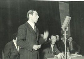 Intervención de José Barreiro en el acto en recuerdo de la Revolución de 1934, en el Cine Espoir.