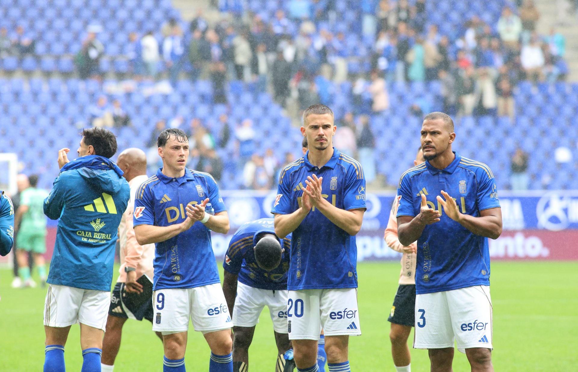 Las mejores jugadas del Real Oviedo 0-2 Levante, en imágenes