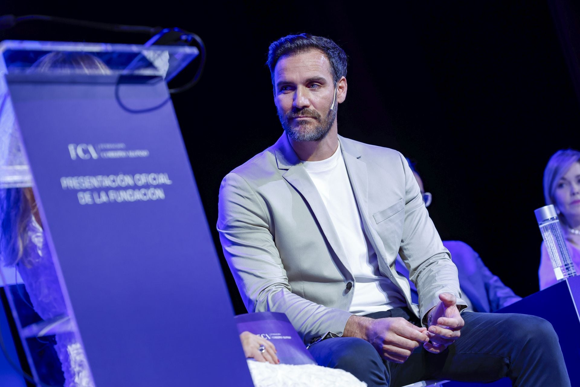 Así fue la presentación de la Fundación Corripio Alonso en el teatro Riera de Villaviciosa