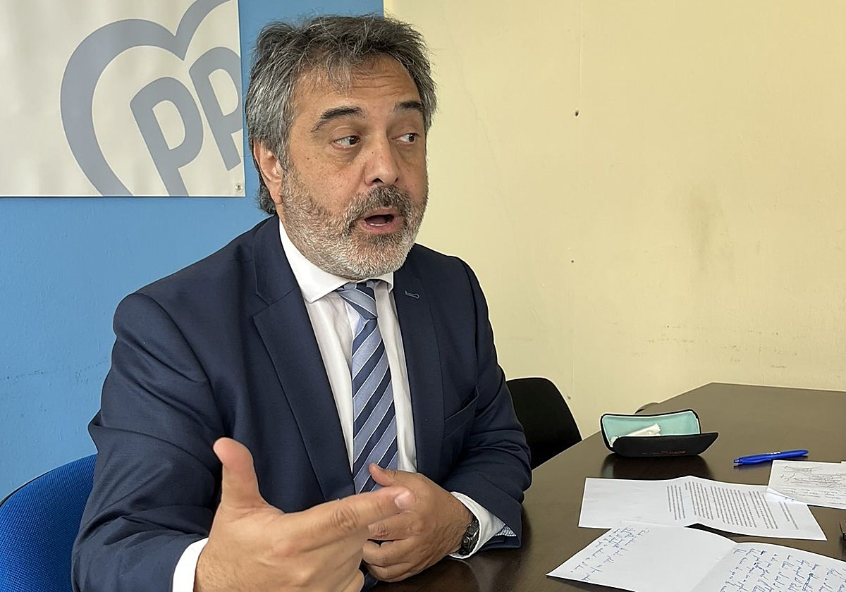 El portavoz del PP de Siero, Juan Luis Berros.