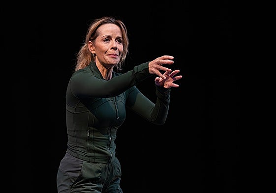 María Adánez, en 'La gramática', la obra que llega el domingo a Gijón.