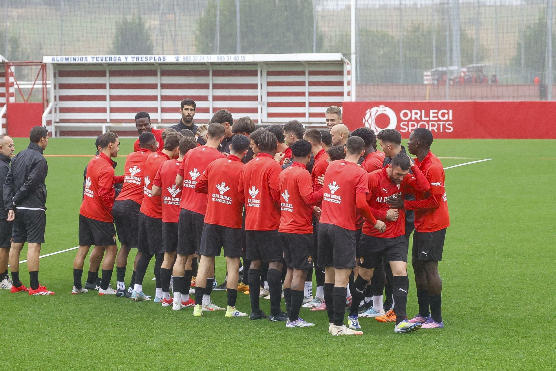 Así ha sido el primer día de Borja Jiménez, nuevo entrenador del Sporting de Gijón