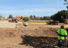 Obras de la Universidad Europea en los terrenos de ampliación del parque tecnológico de Gijón en la Pecuaria.