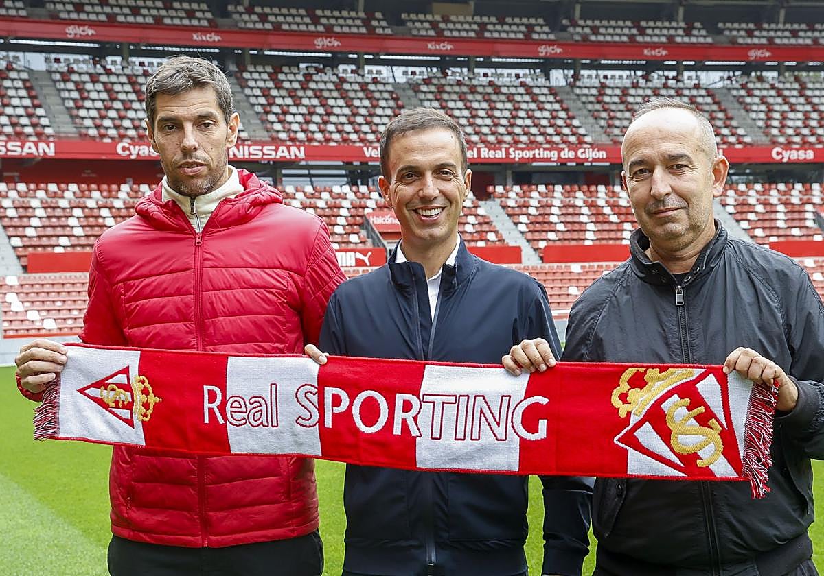 Así ha sido el primer día de Borja Jiménez, nuevo entrenador del Sporting de Gijón
