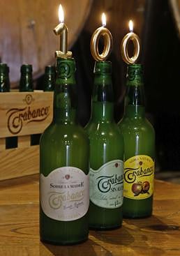 Imagen - Botellas con las velas delcentenario.