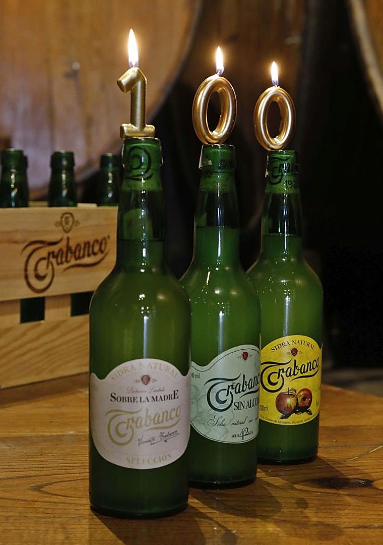 Imagen - Botellas con las velas delcentenario.