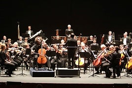 El violonchelista Nicolás Altstaedt fue el primer solista de la temporada de abono de la OSPA