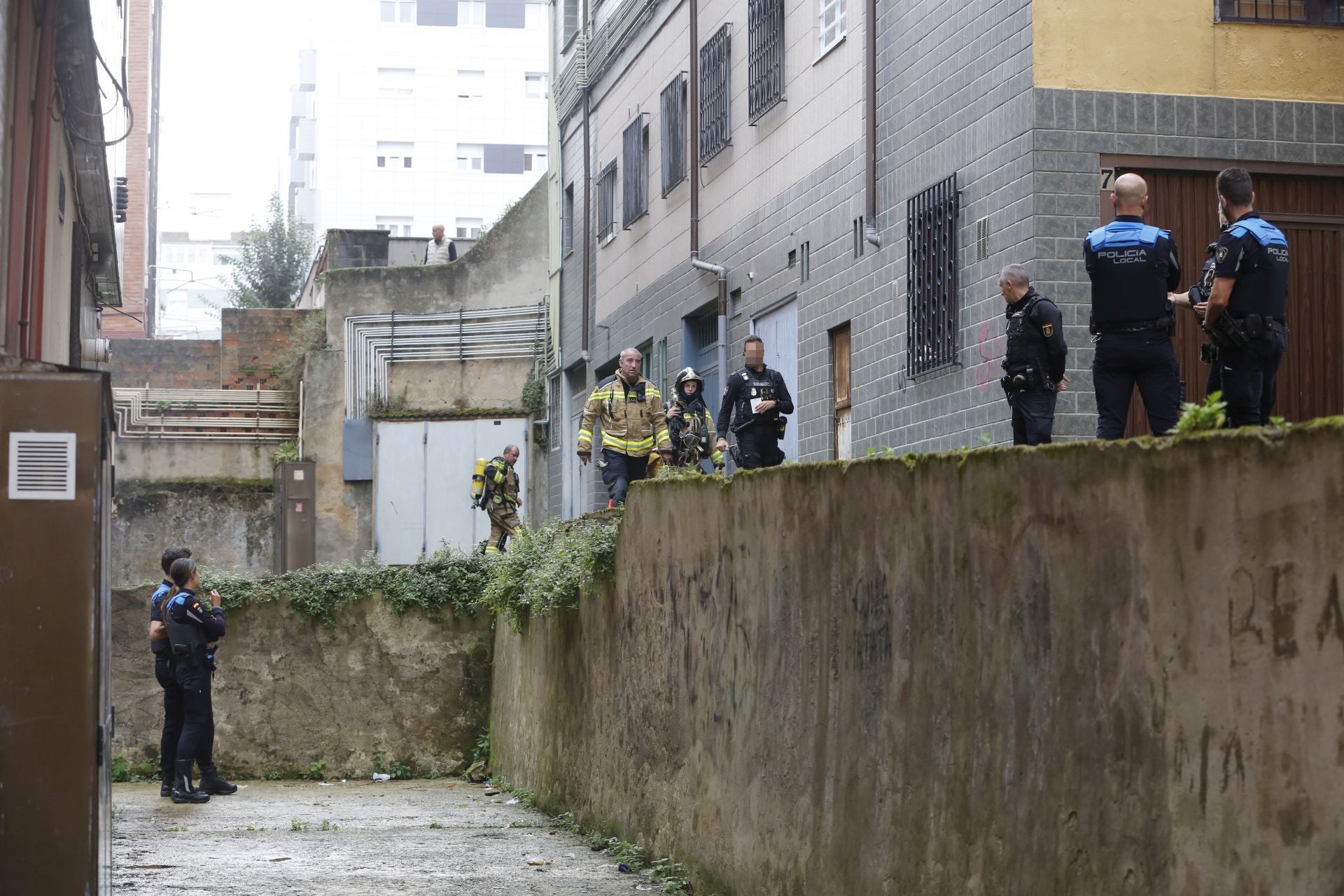 Alarma en El Coto al arder la casa de una vecina problemática
