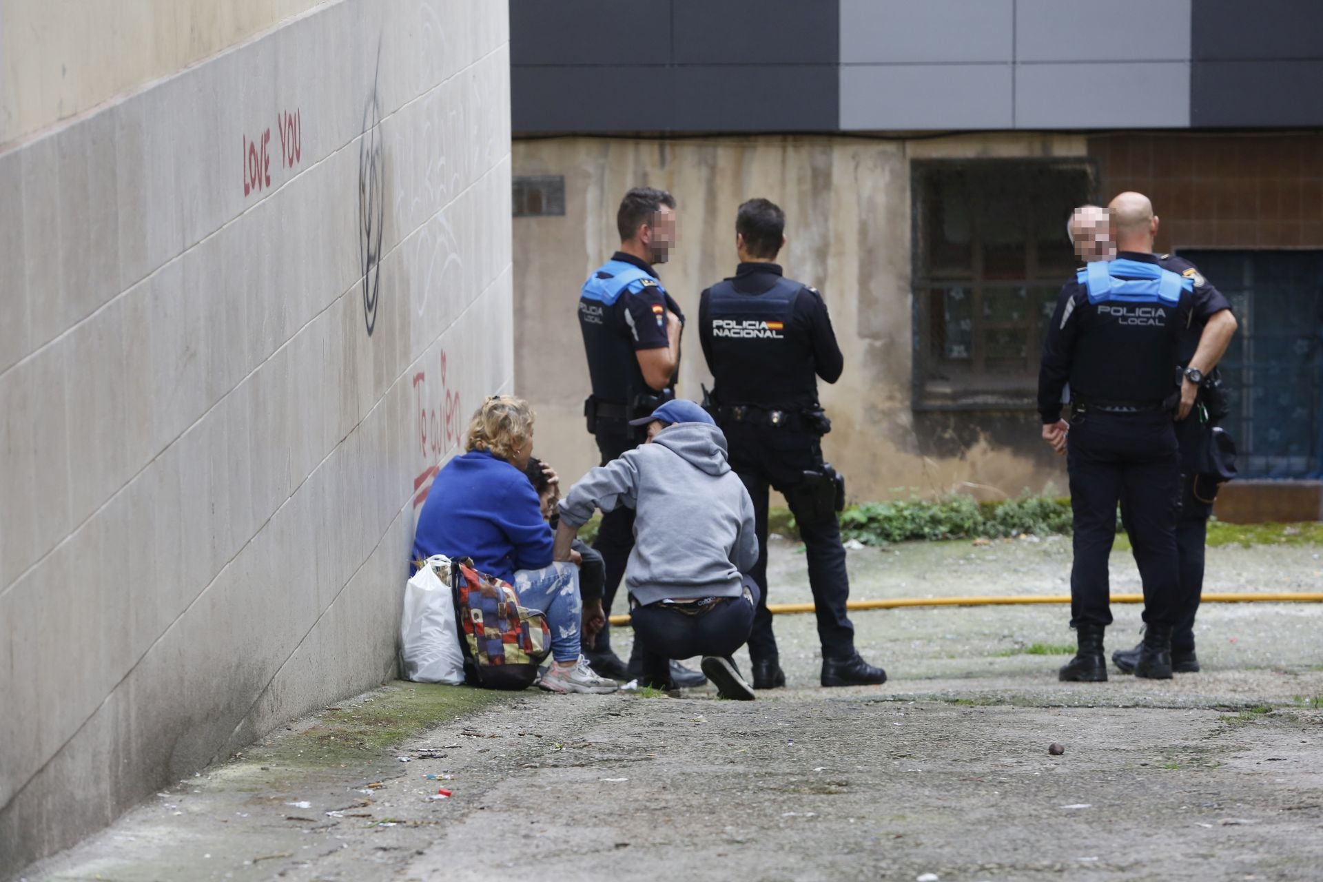 Alarma en El Coto al arder la casa de una vecina problemática