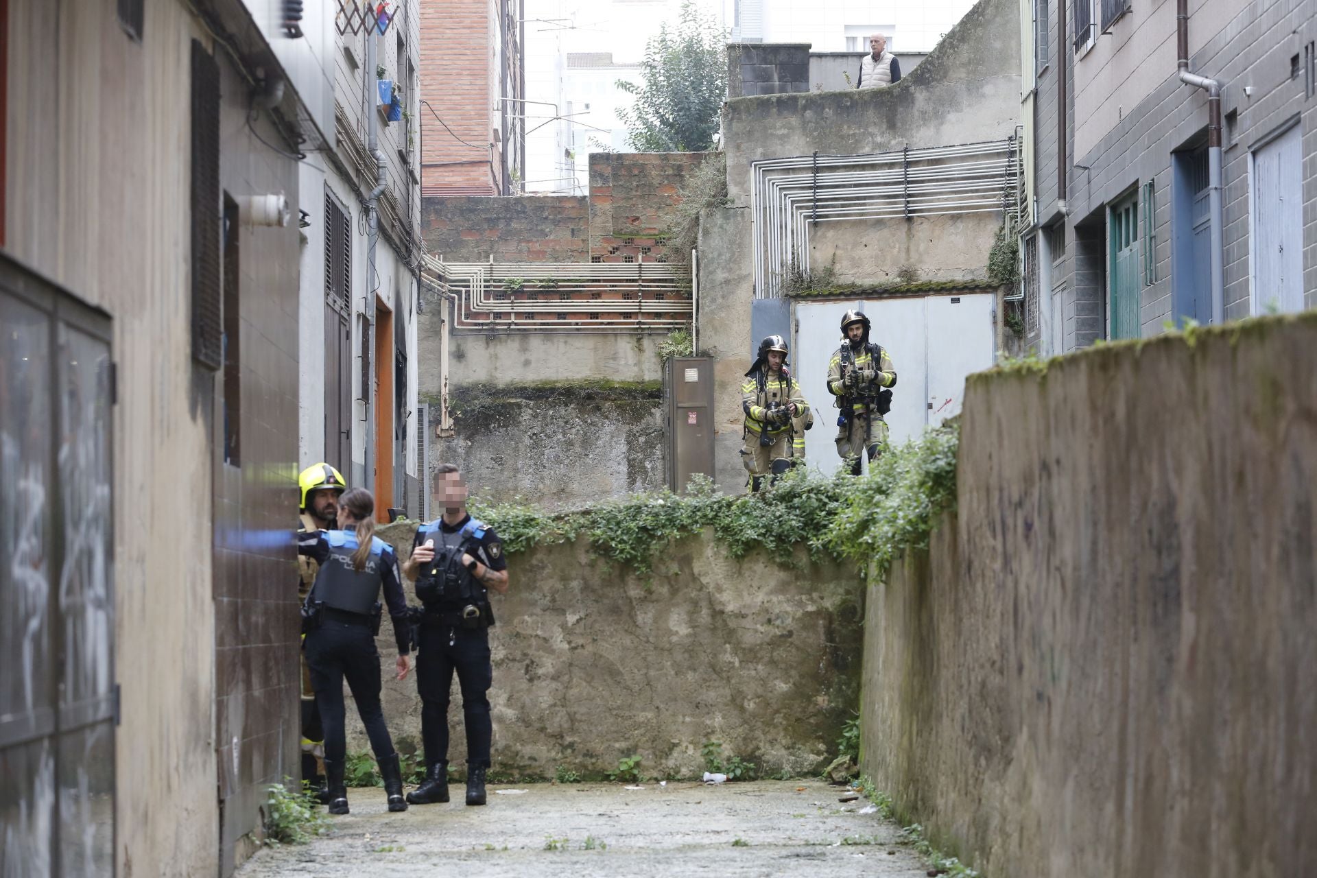 Alarma en El Coto al arder la casa de una vecina problemática