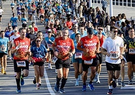 ¿Participaste en la Media Maratón de Gijón? ¡Búscate en las fotos! (1)
