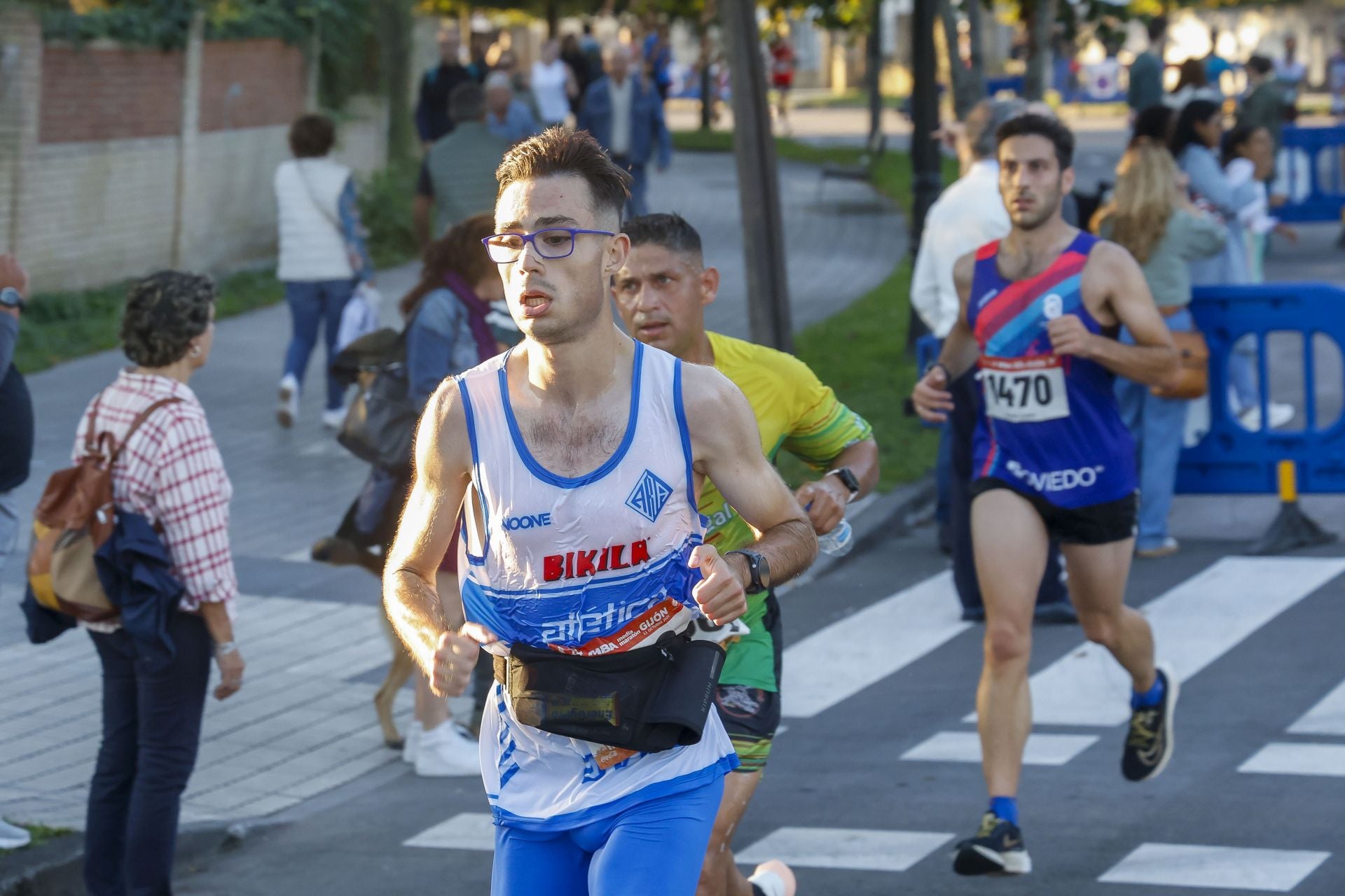 ¿Participaste en la Media Maratón de Gijón? ¡Búscate en las fotos! (2)