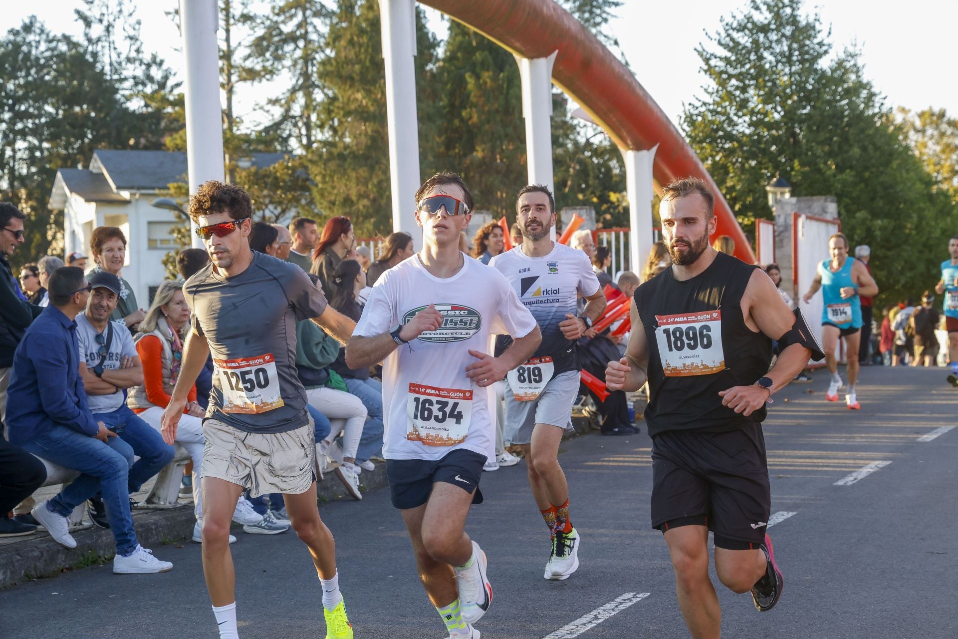¿Participaste en la Media Maratón de Gijón? ¡Búscate en las fotos! (2)