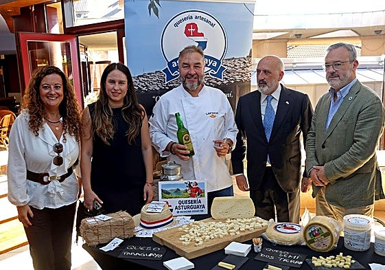 Foto de familia en el Auditorio.