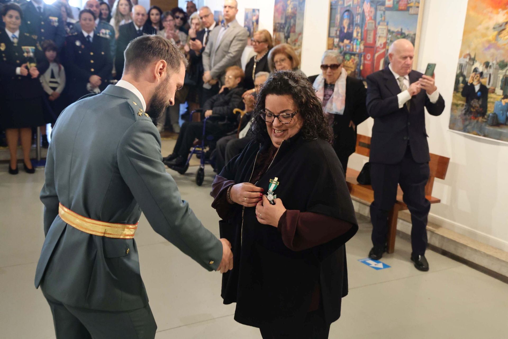 La Guardia Civil honra en Avilés a la patrona del cuerpo