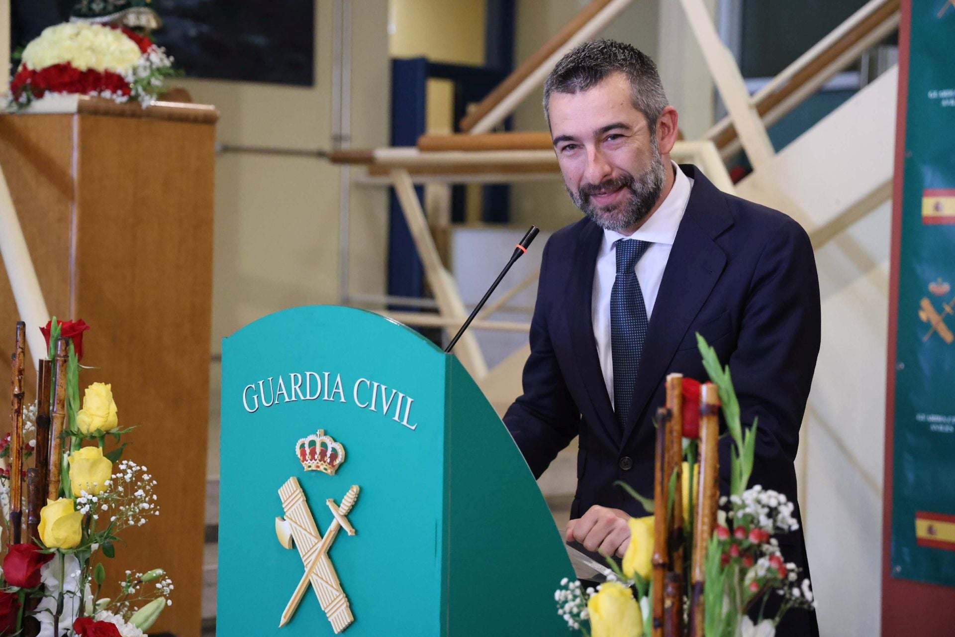 La Guardia Civil honra en Avilés a la patrona del cuerpo