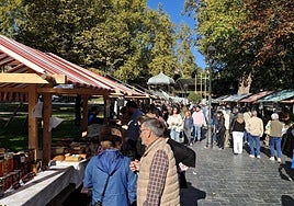 Mercadón de Otoño en el parque Manuel Pedregal, en la villa moscona