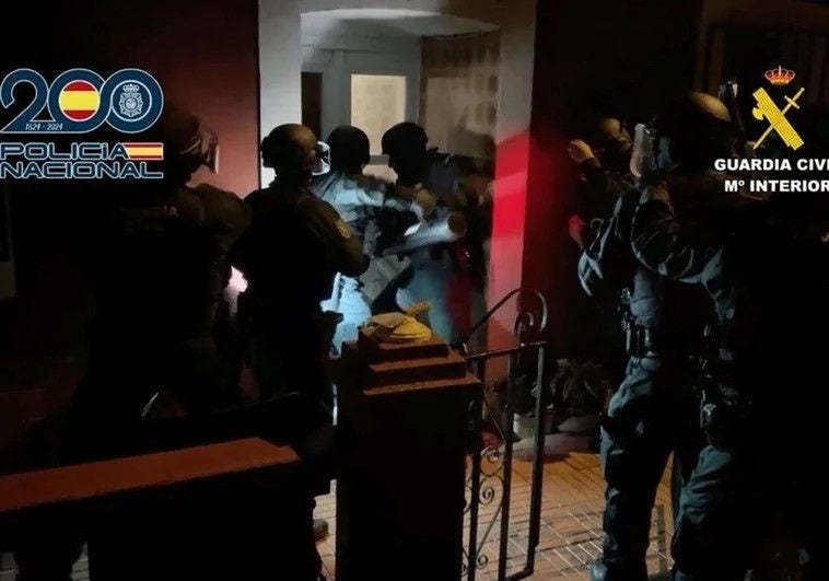 En busca y captura un miembro de la banda de asaltantes de gasolineras de Asturias
