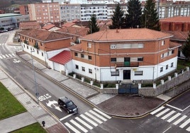 Actual cuartel de la Guardia Civil de Pola de Siero.