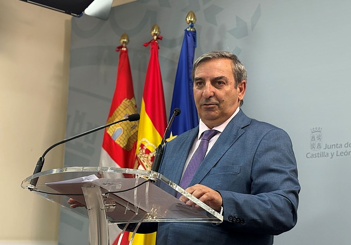 El consejero de Movilidad castellano y leonés, José Luis Sanz Merino.