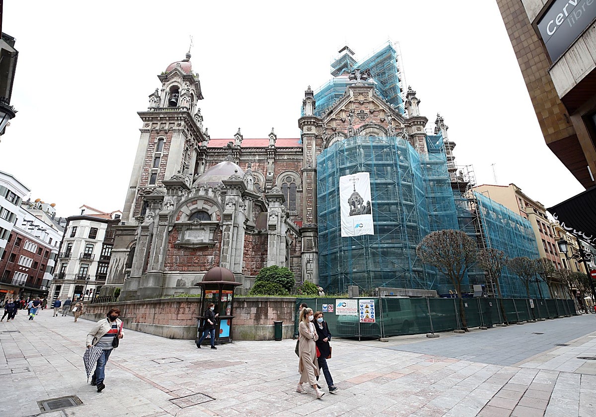 Imagen de la basílica de San Juan, durante una restauración.