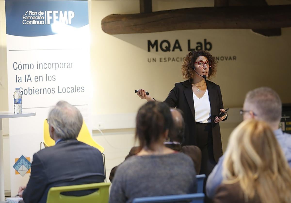 Ascen Moro Cordero habló de la normativa de la IA.