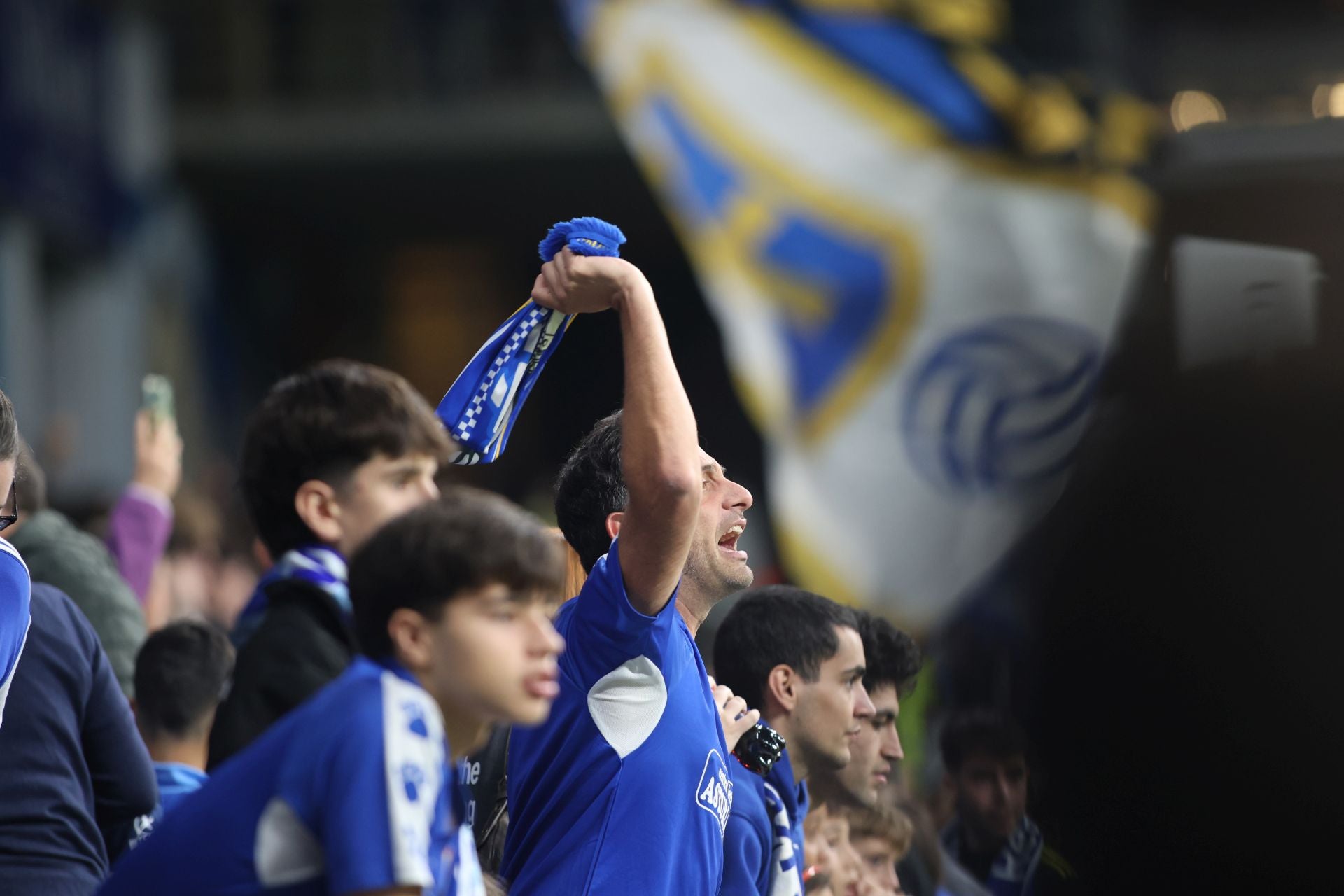 ¿Estuviste en el Real Oviedo - Espanyol? ¡Búscate entre las imágenes!