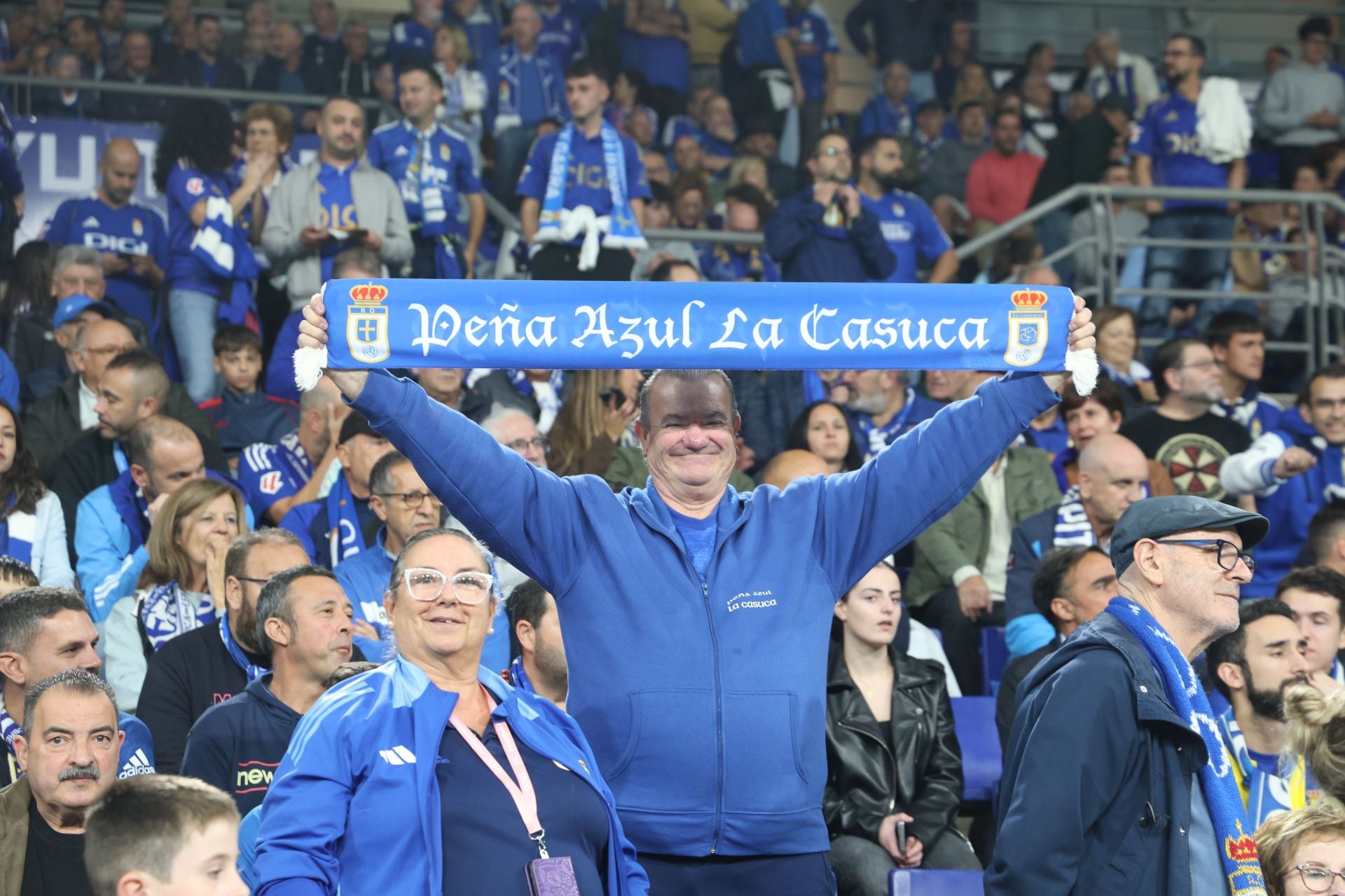 ¿Estuviste en el Real Oviedo - Espanyol? ¡Búscate entre las imágenes!