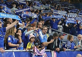 ¿Estuviste en el Real Oviedo - Espanyol? ¡Búscate entre las imágenes!