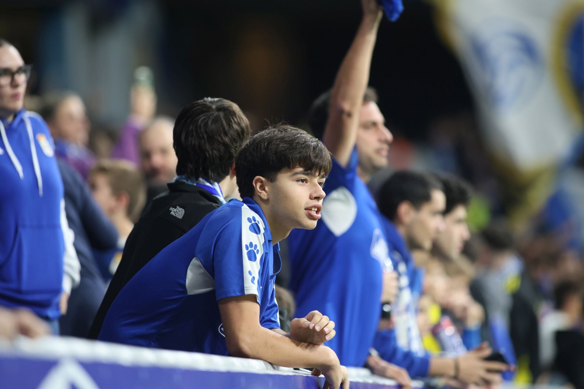 ¿Estuviste en el Real Oviedo - Espanyol? ¡Búscate entre las imágenes!