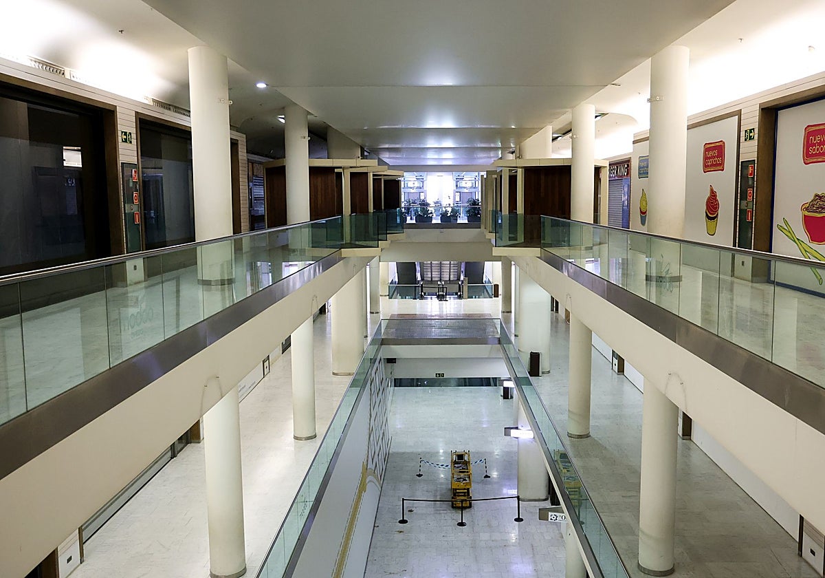 El interior de la galería del Calatrava.