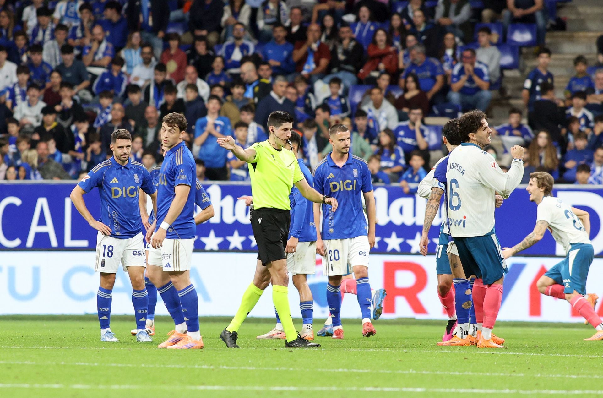 Las mejores imágenes del Real Oviedo 0 - 2 Espanyol
