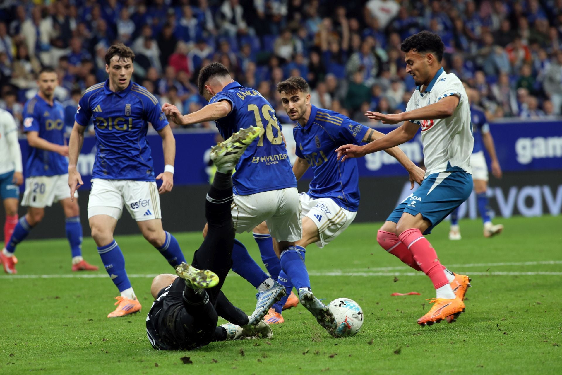 Las mejores imágenes del Real Oviedo 0 - 2 Espanyol