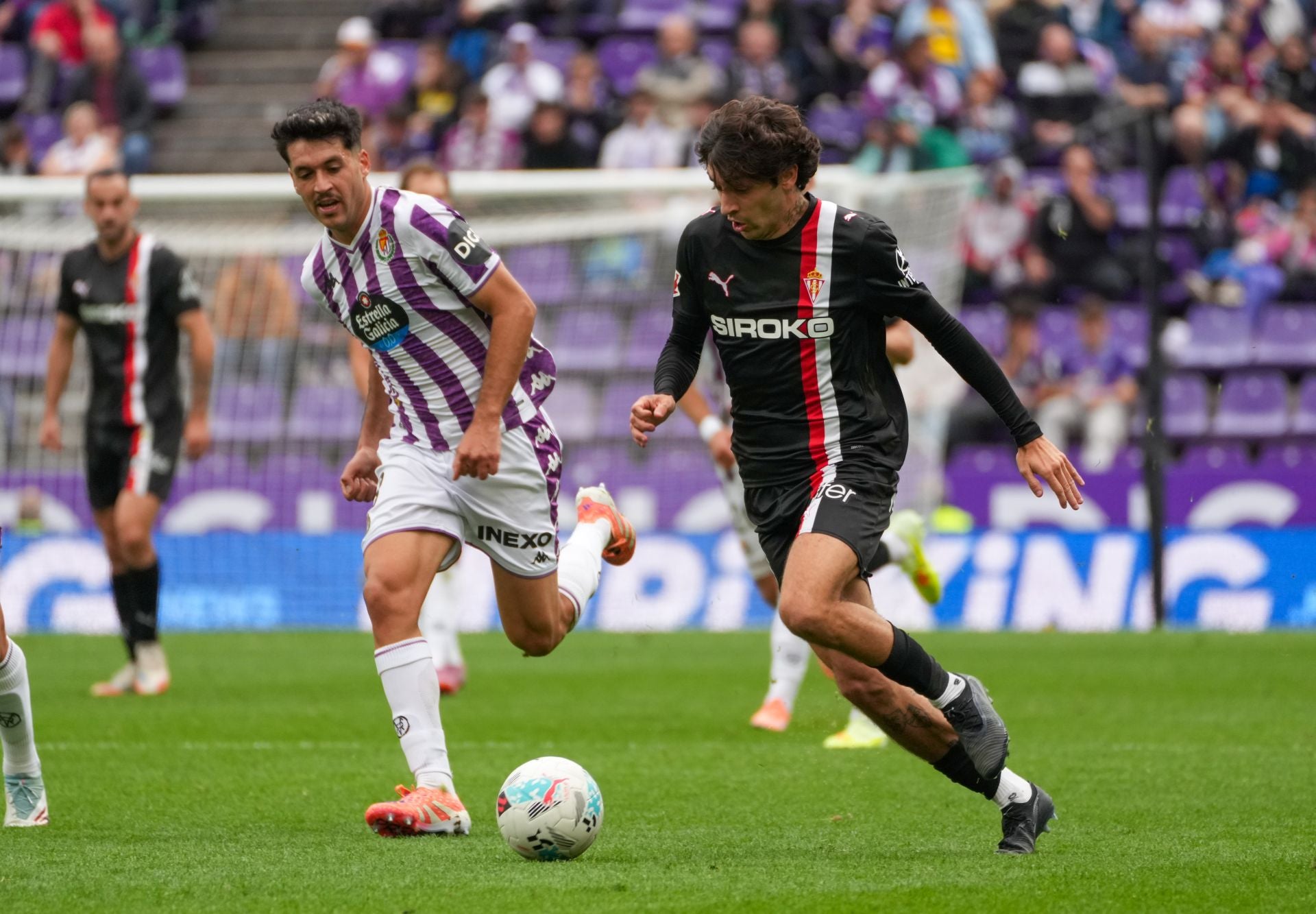 Las mejores jugadas del Real Valladolid-Sporting de Gijón, en imágenes