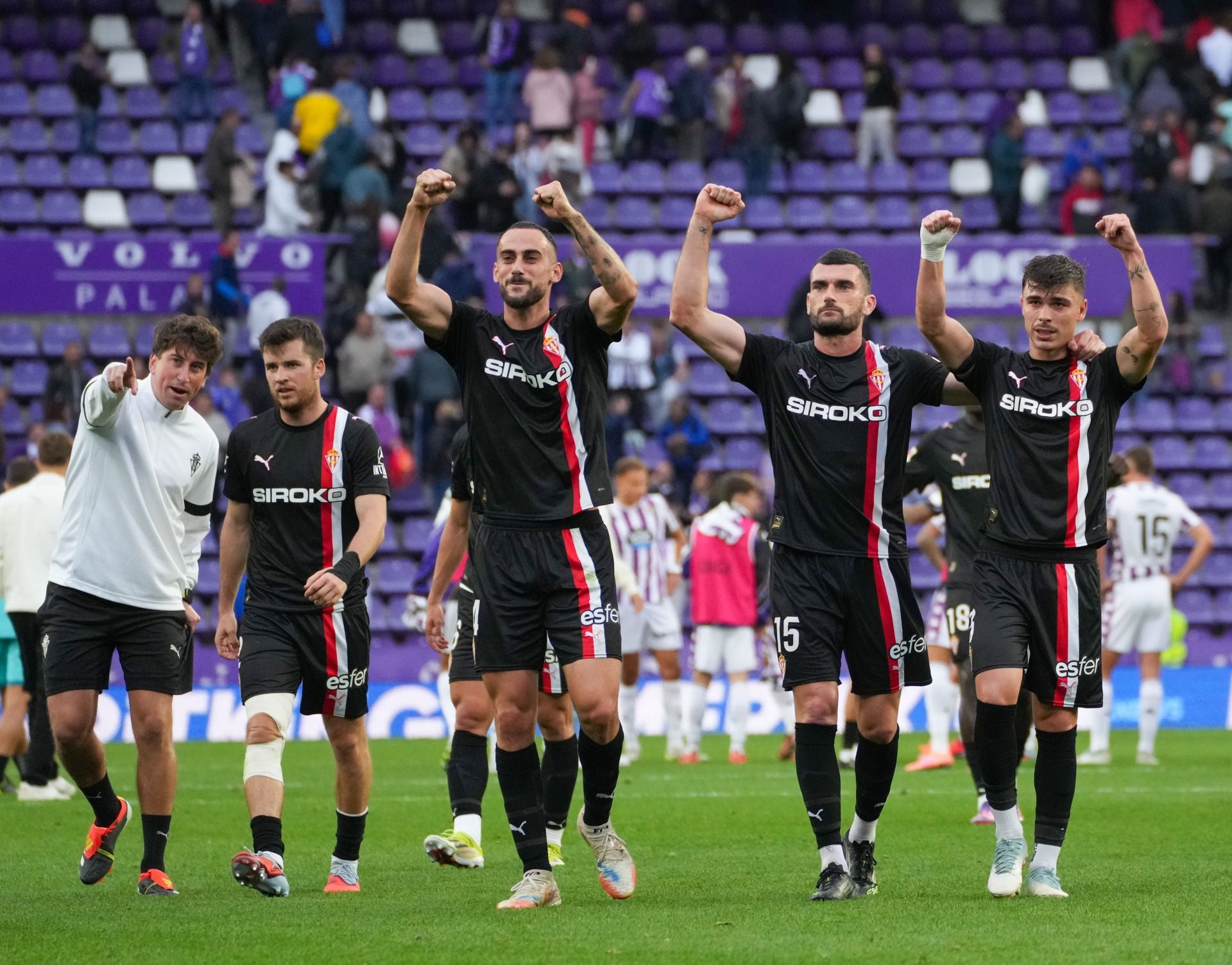 Las mejores jugadas del Real Valladolid-Sporting de Gijón, en imágenes