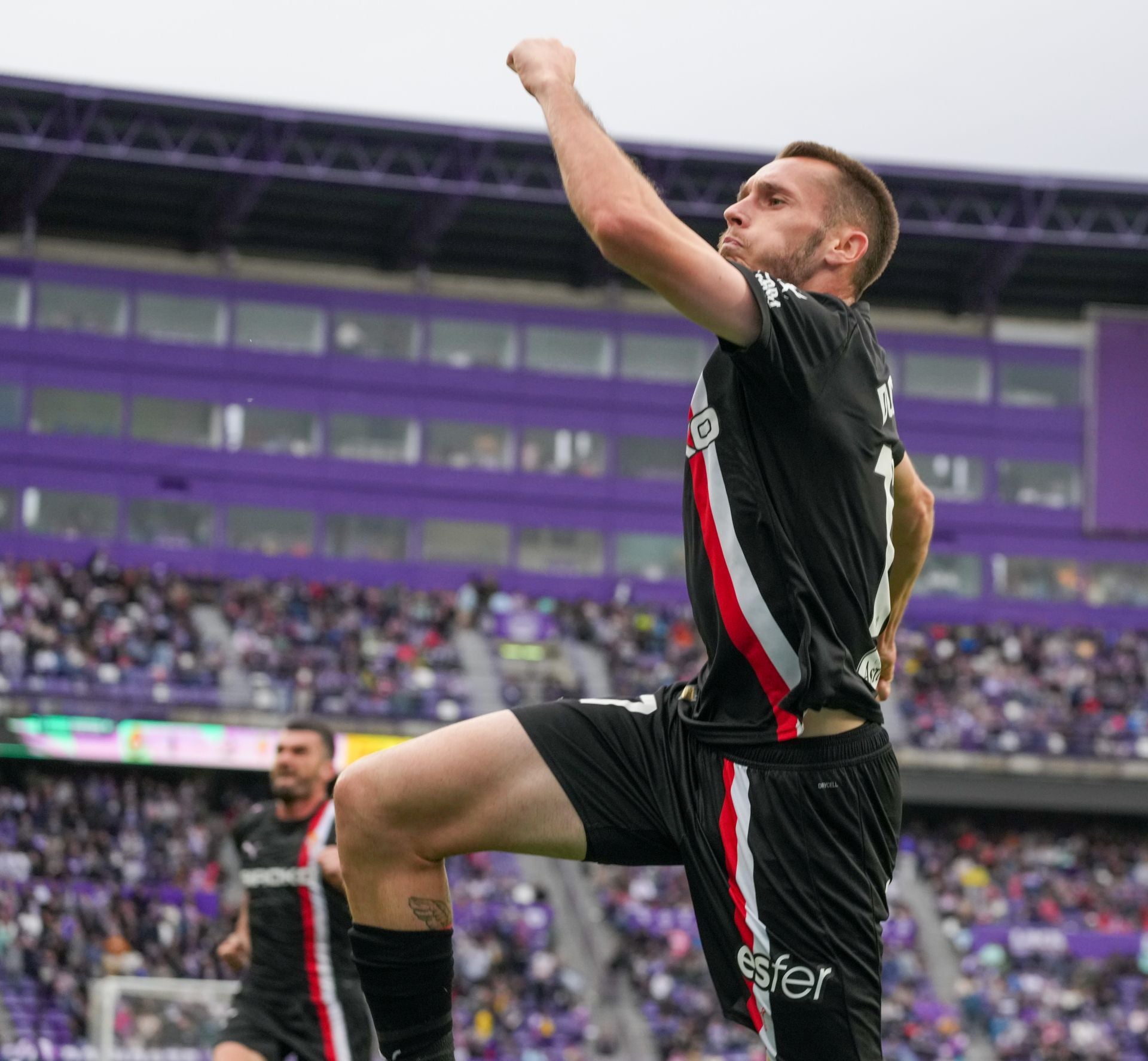 Las mejores jugadas del Real Valladolid-Sporting de Gijón, en imágenes