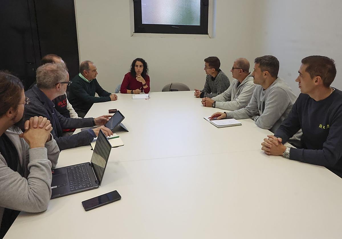 Windar ofrece 25 días por año y un máximo de 14 meses a falta de la última reunión del ERE