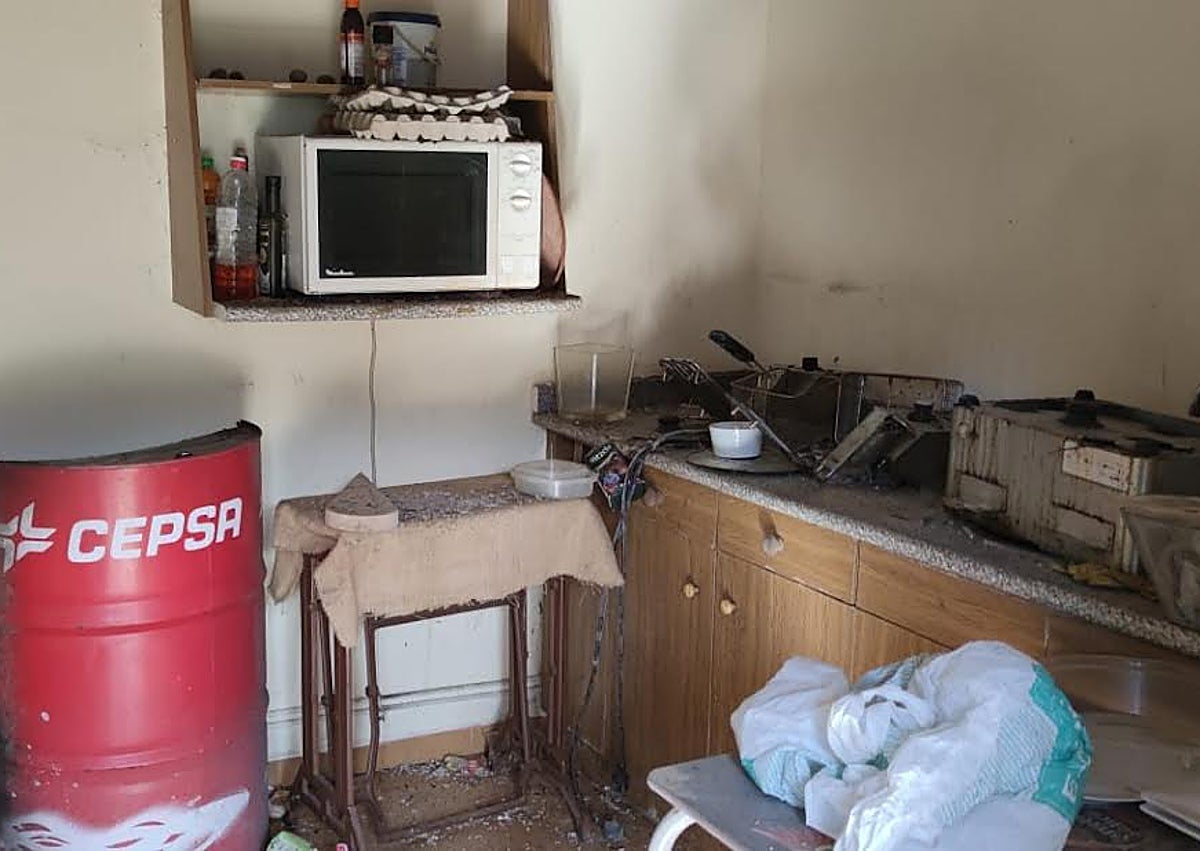 Imagen secundaria 1 - Casa Filomena, su estado constata una falta total de mantenimiento