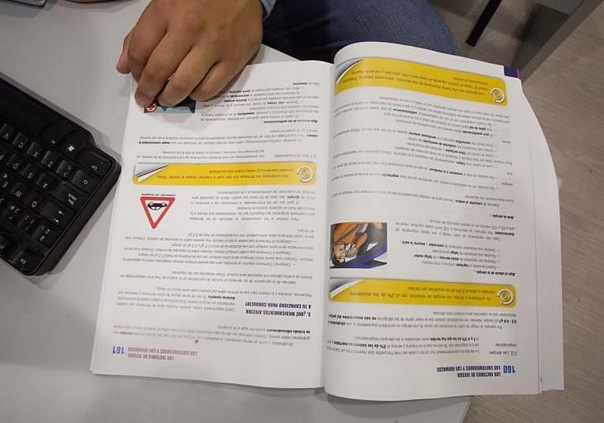 Nuevas ayudas en Asturias para los gastos del carné de conducir de personas desempleadas: requisitos y plazos