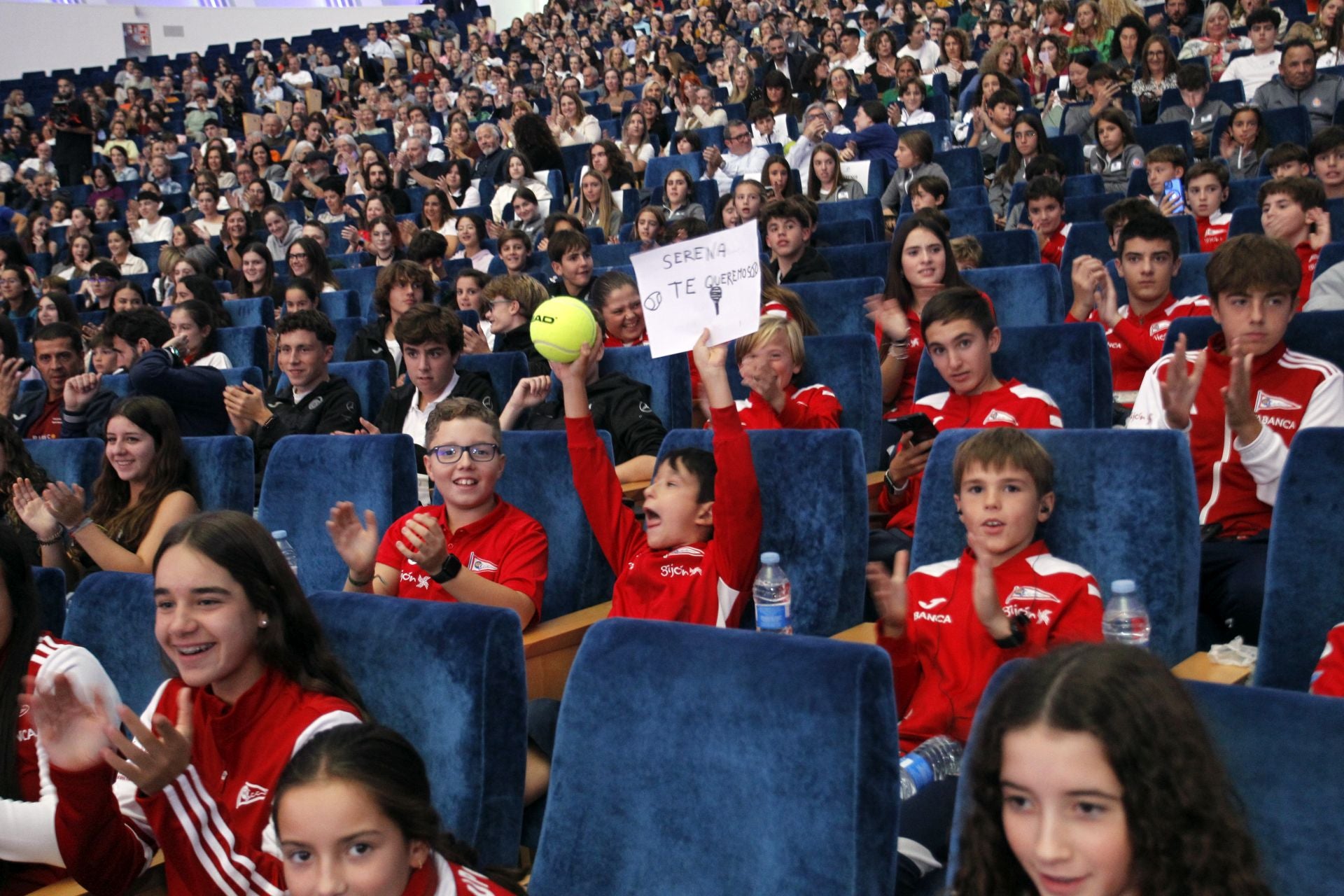 Encuentro de Serena Williams con el público en el Calatrava